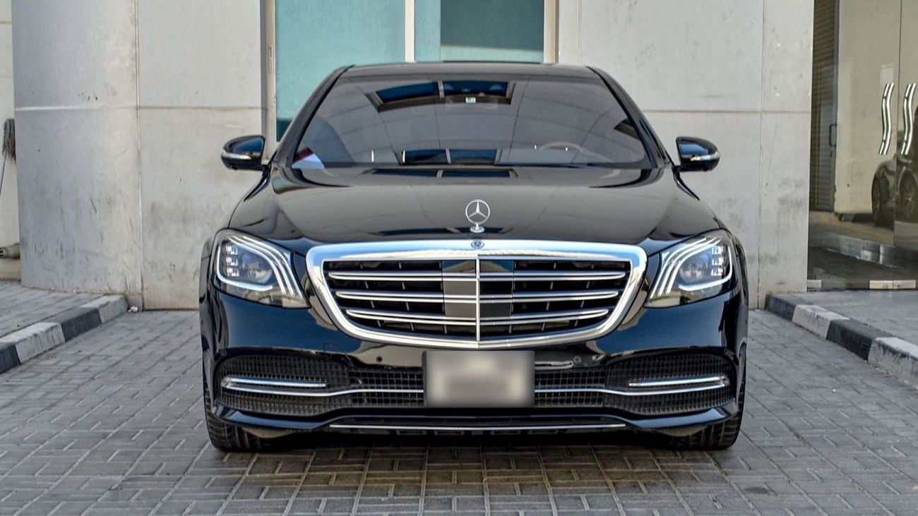 مرسيدس بنز S 560 Std 4.0L (463 HP)