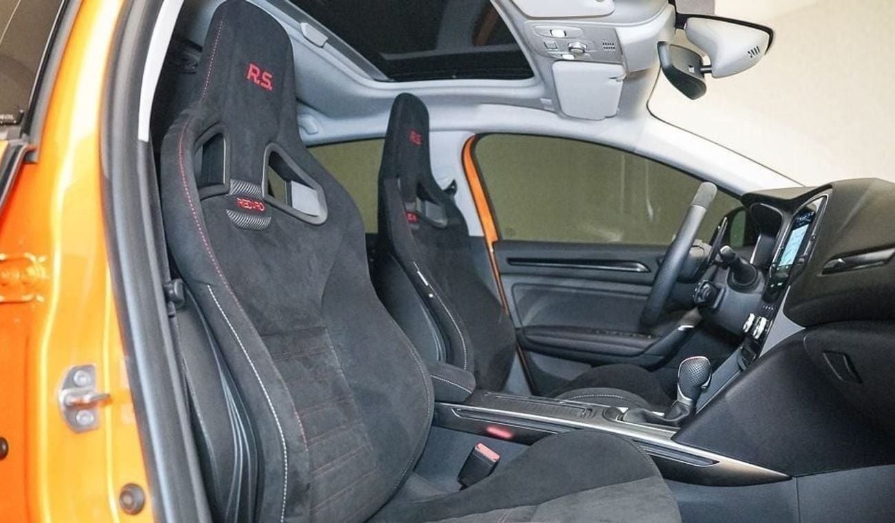 Renault Megane Megane RS Ultime 1/1976 - AED 3,438 P/M - Warranty till 06/2029