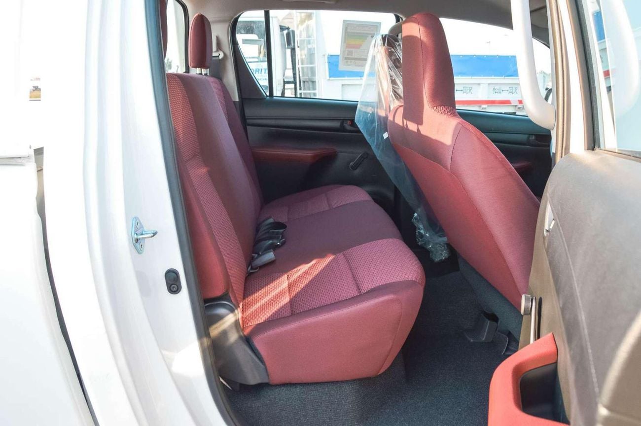 تويوتا هيلوكس DLX 2.4L 4WD DIESEL PICKUP 2026