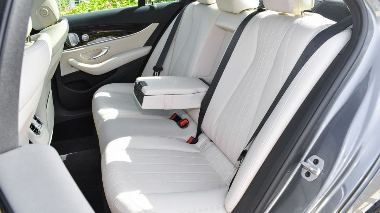 Mercedes-Benz E 450 4MATIC Mercedes E450 AMG / 2020 / USA