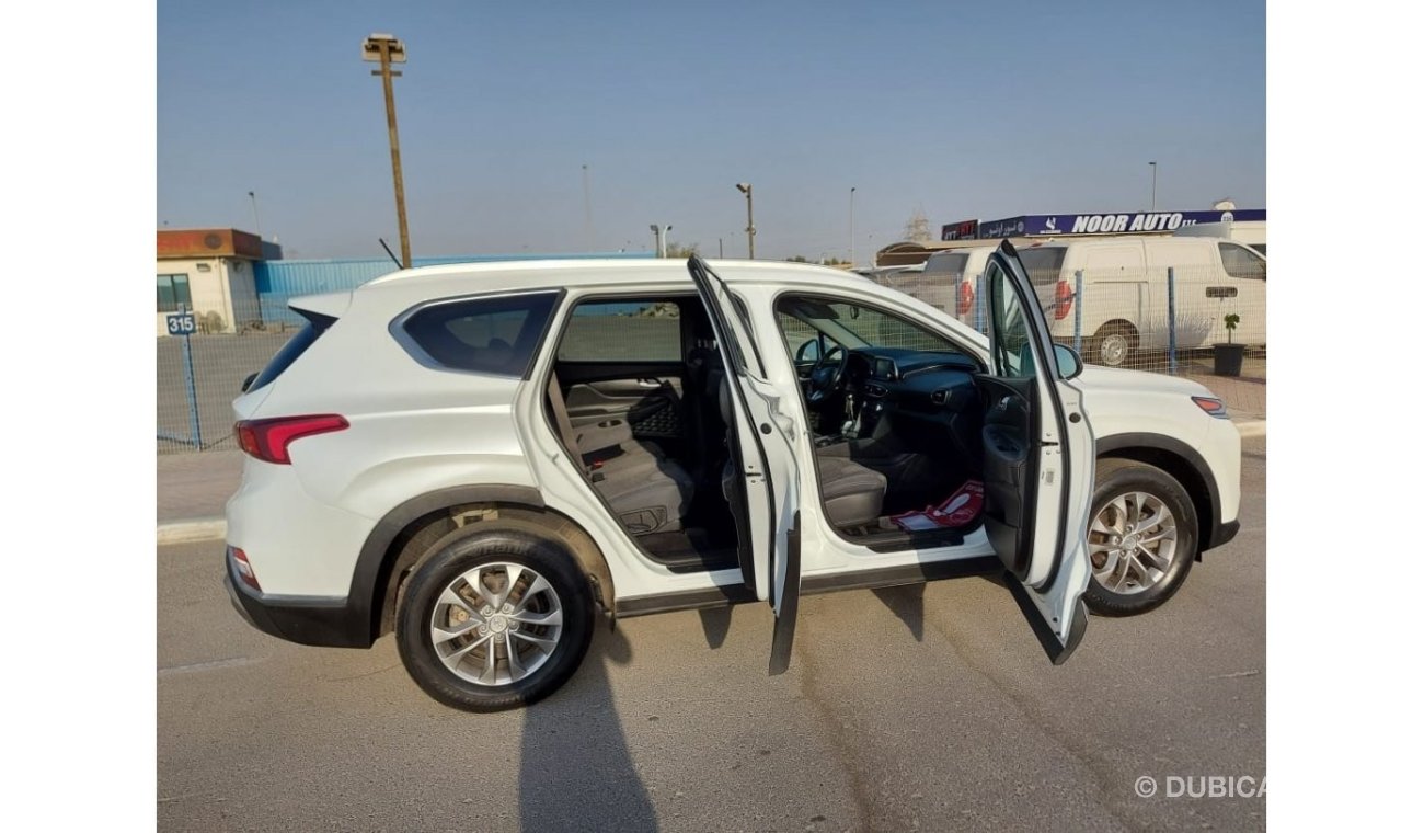 هيونداي سانتا في HYUNDAI SANTAFE