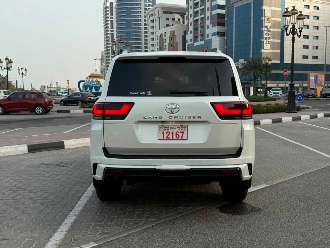 تويوتا لاند كروزر VXR