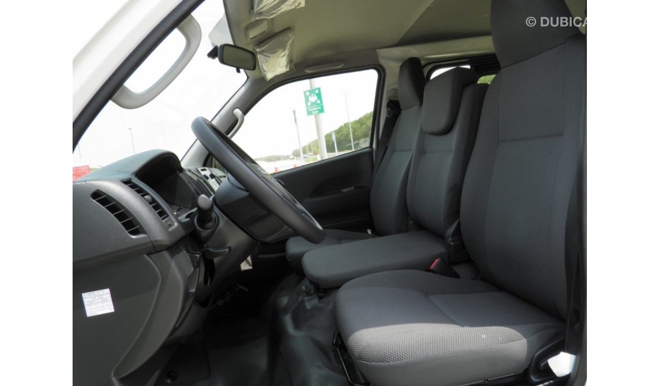 Toyota Hiace 2014 5 seat ref #671