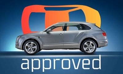 بنتلي بينتايجا | Special Offer | Low KM, Up To 3 Years Warranty Service |