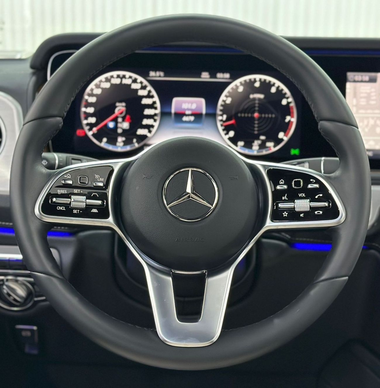 مرسيدس بنز G 500 بريميوم + 2022 Mercedes Benz G500 AMG (G63 Kit), 2027 Mercedes Warranty, 2026 Mercedes Service Pack,