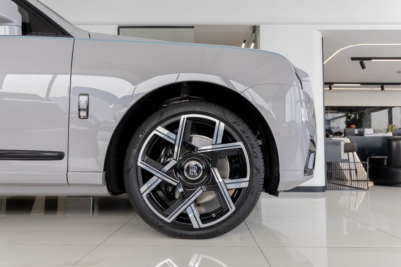 Rolls Royce Cullinan ROLLS ROYCE CULLINAN | BLACK BADGE | BESPOKE PREMIUM AUDIO  | DUALITY SEATS | European Specs | 2026