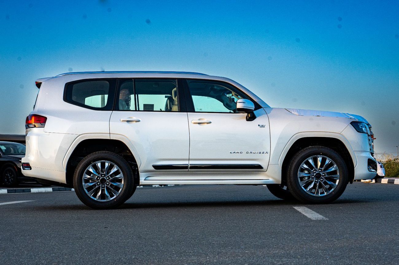 Toyota Land Cruiser GXR Toyota land cruiser  GXR 2026  hybrid and Radar  3.5 L V6