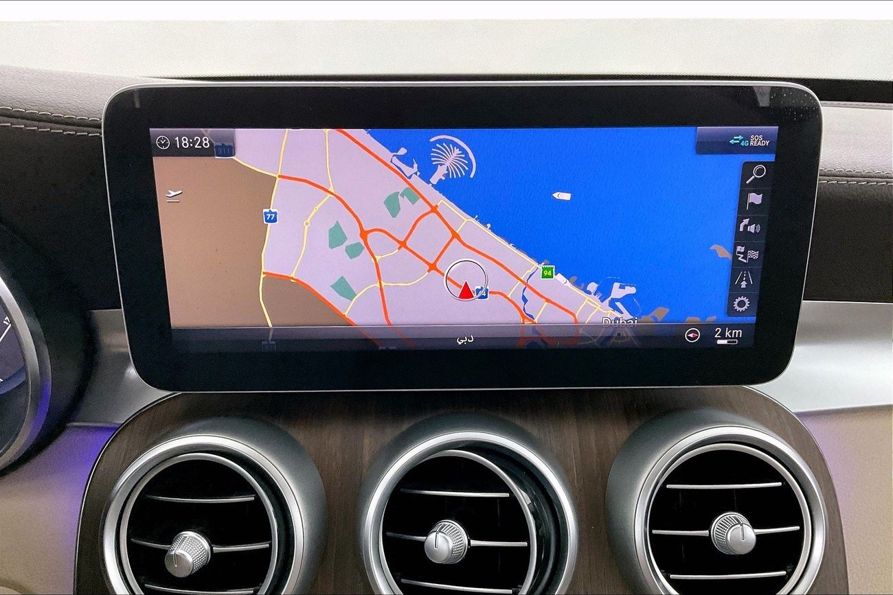 Mercedes-Benz C 200 Premium + (AMG Line)