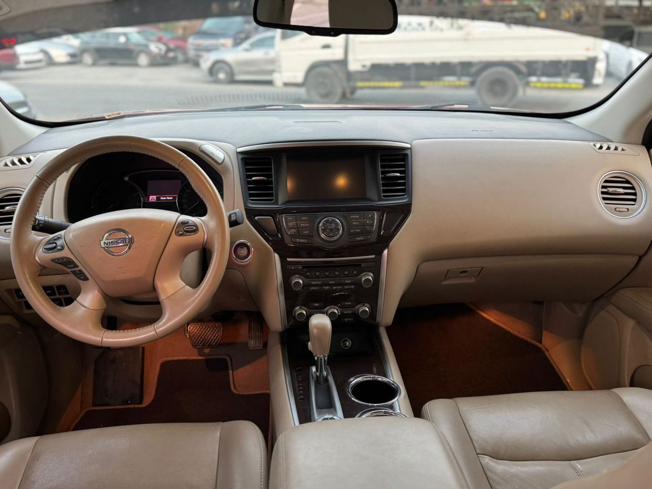 Nissan Pathfinder NISSAN PATHFINDER FULL OPTION MY 2015