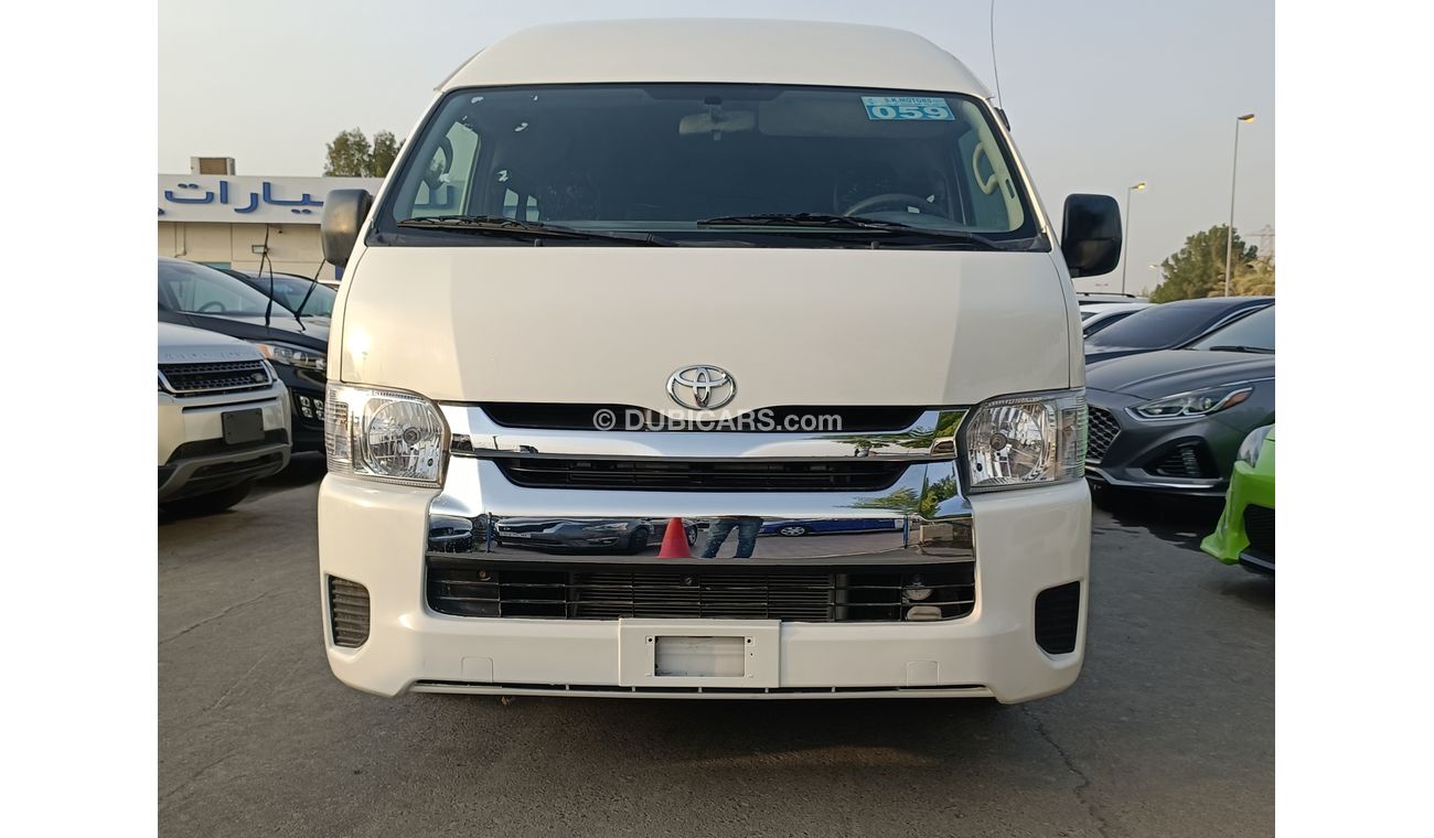 Toyota Hiace 2.7L Petrol / Manual Gear Box / Good Condition (CODE # 48022)