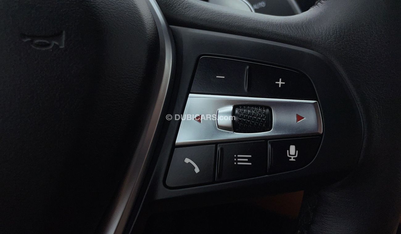 بي أم دبليو 330i 330i 5700