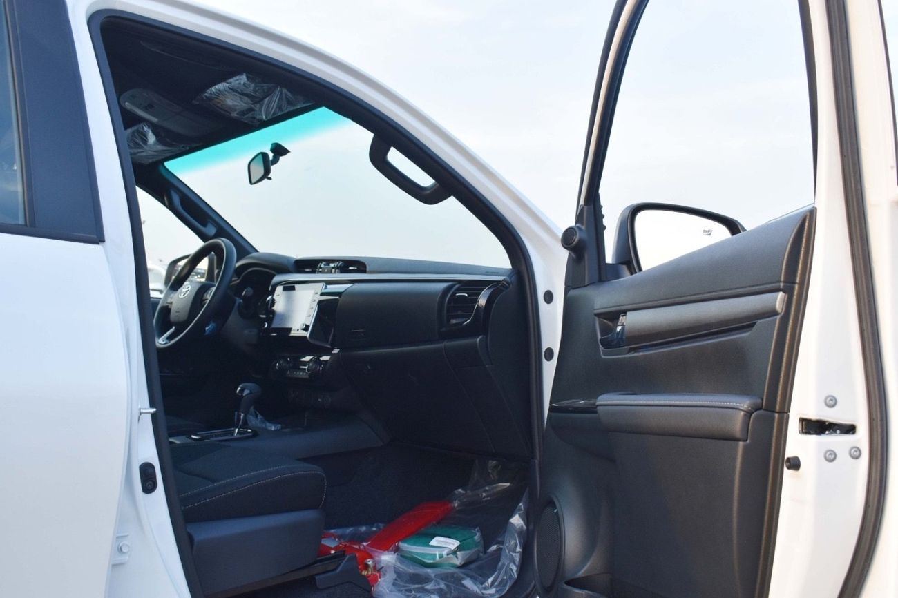 تويوتا هيلوكس 2025 TOYOTA HILUX ADVENTURE 4.0L V6 PETROL FULL OPTION