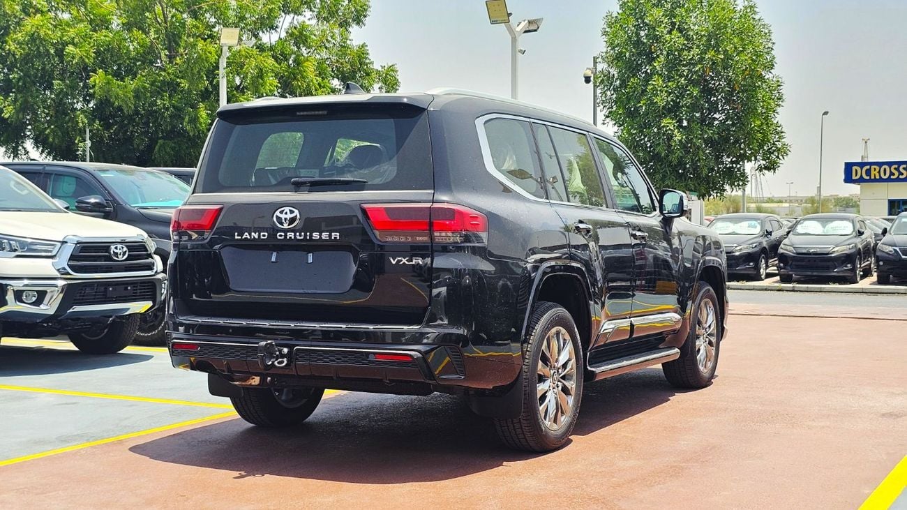 Toyota Land Cruiser 4.0 VXR BLACK INSIDE BLACK 2026 MODEL