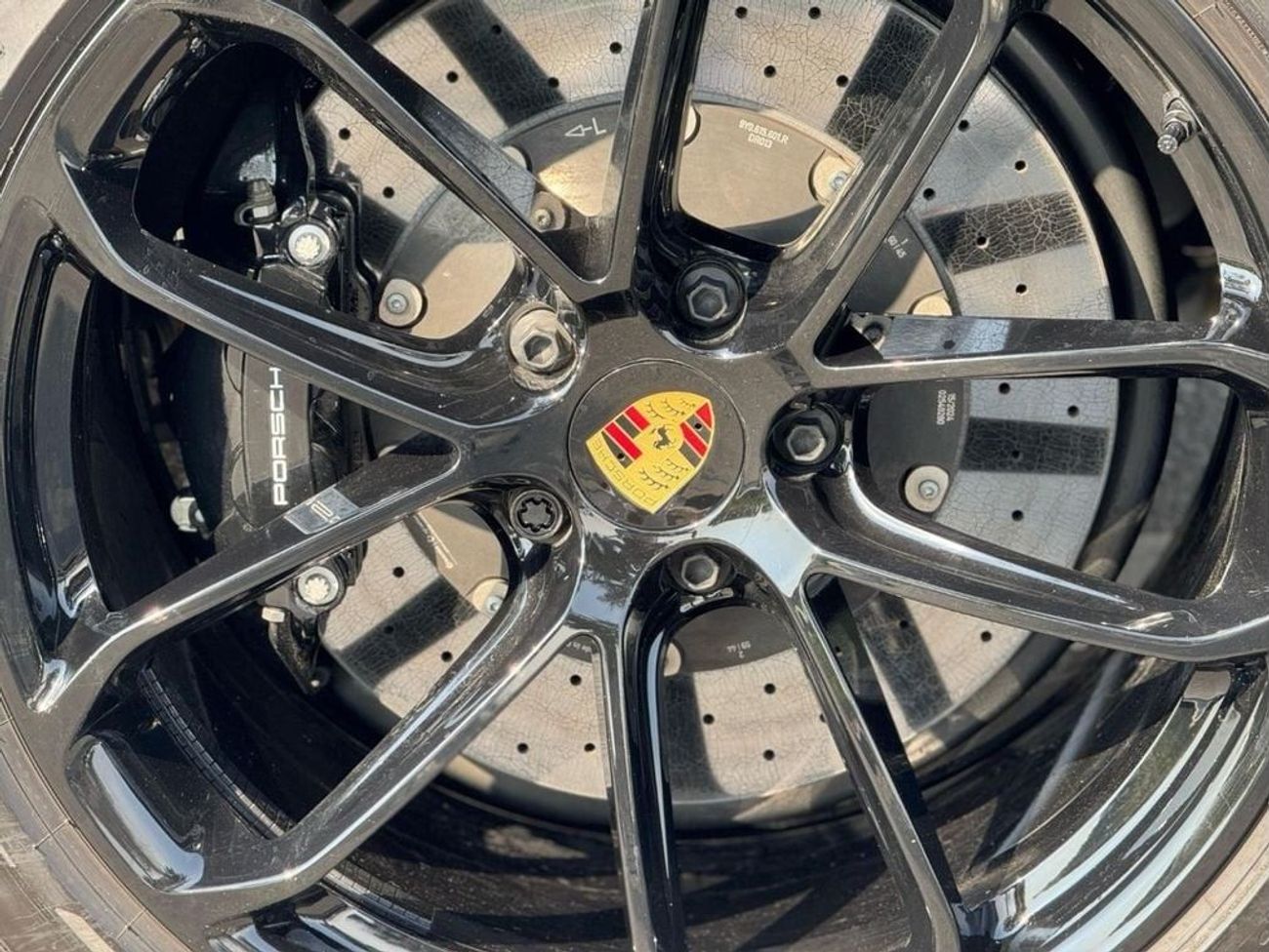 Porsche Cayenne GCC SPEC UNDER WARRANTY NEAT AND CLEAN