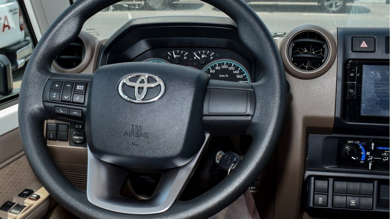 Toyota Land Cruiser 70