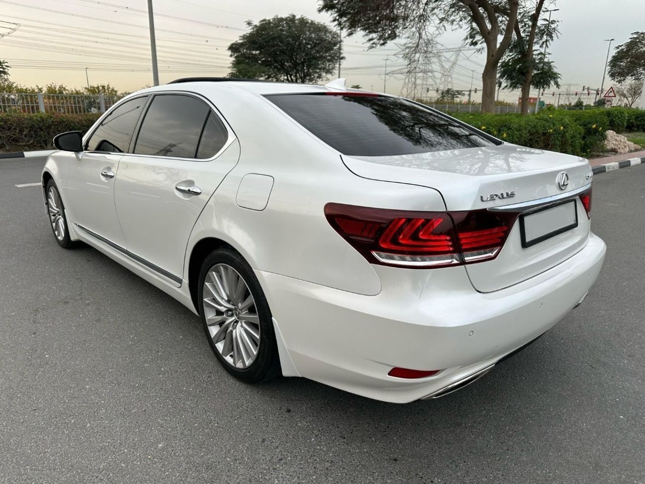 لكزس LS 460 Platinum LWB 4st 4.6L