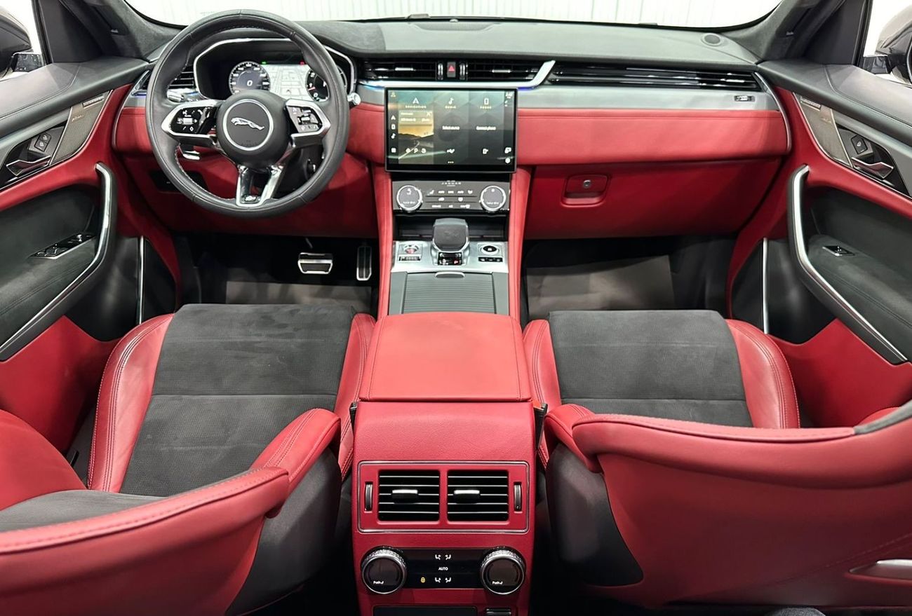 جاكوار F بيس 2022 Jaguar F-PACE SVR , Jaguar Warranty+Service Contract Till Nov 2027, Full Service History, GCC