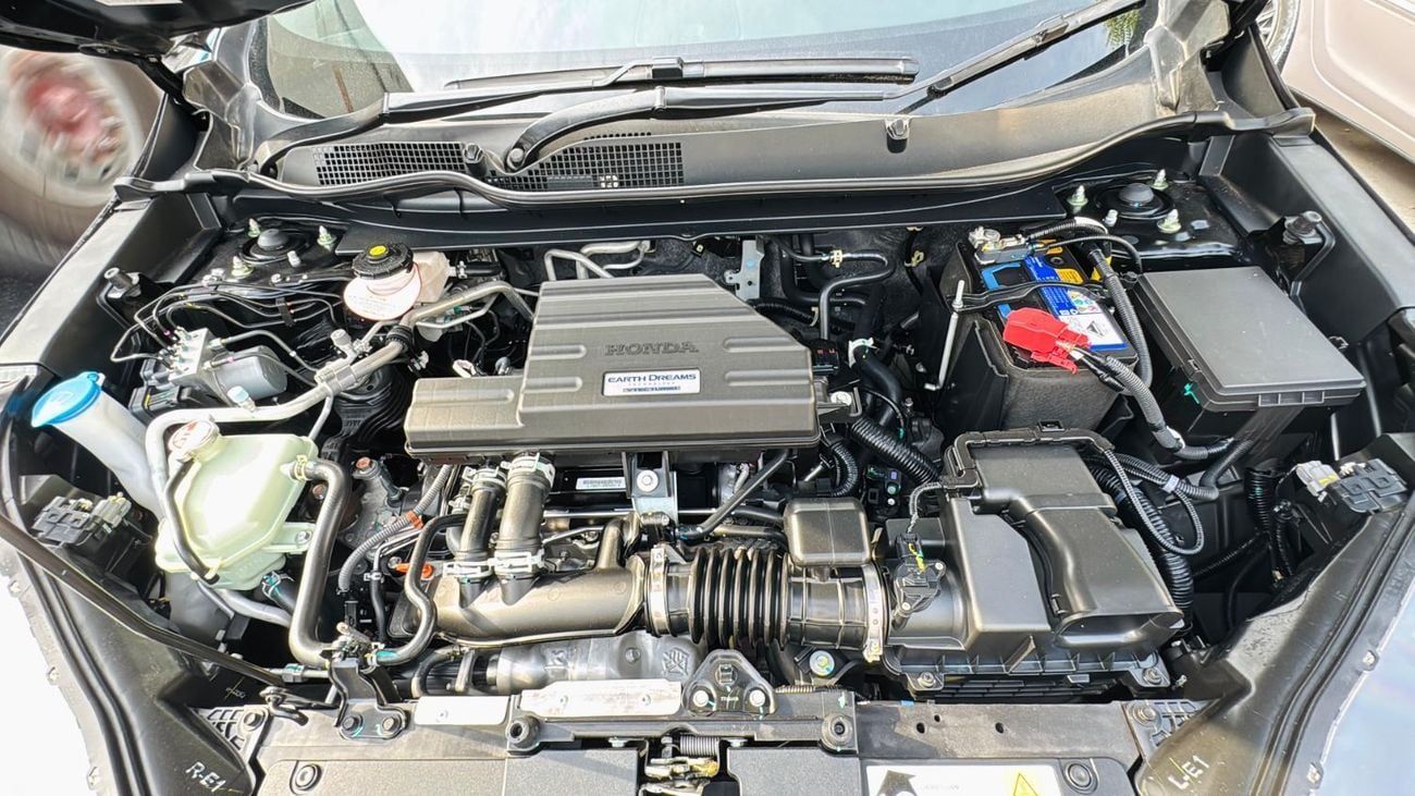 Honda CRV TOP GRADE | PUSH START | 1.5L PETROL ENGINE | AUTO | HEATED LEATHER SEATS | 4WD | RHD