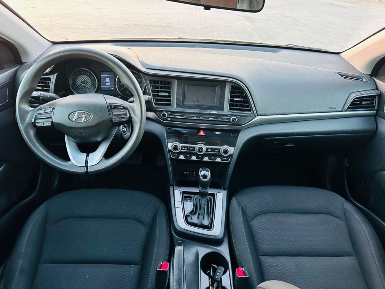 Hyundai Elantra GL 2.0L MODEL 2020 Car. PERFECT condition inside and outsidee