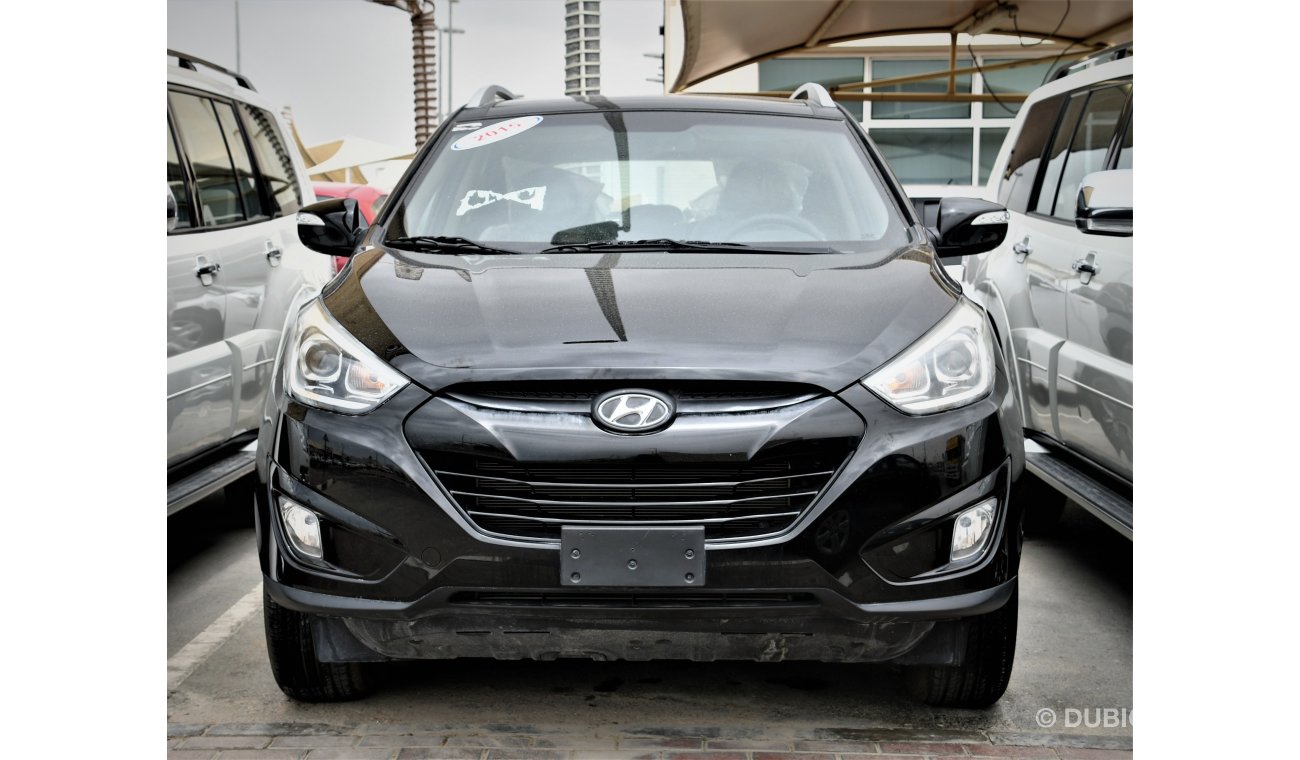 Hyundai Tucson 2015 BLACK GCC 0 KM PANORAMA NO PAIN NO ACCIDENT PERFECT