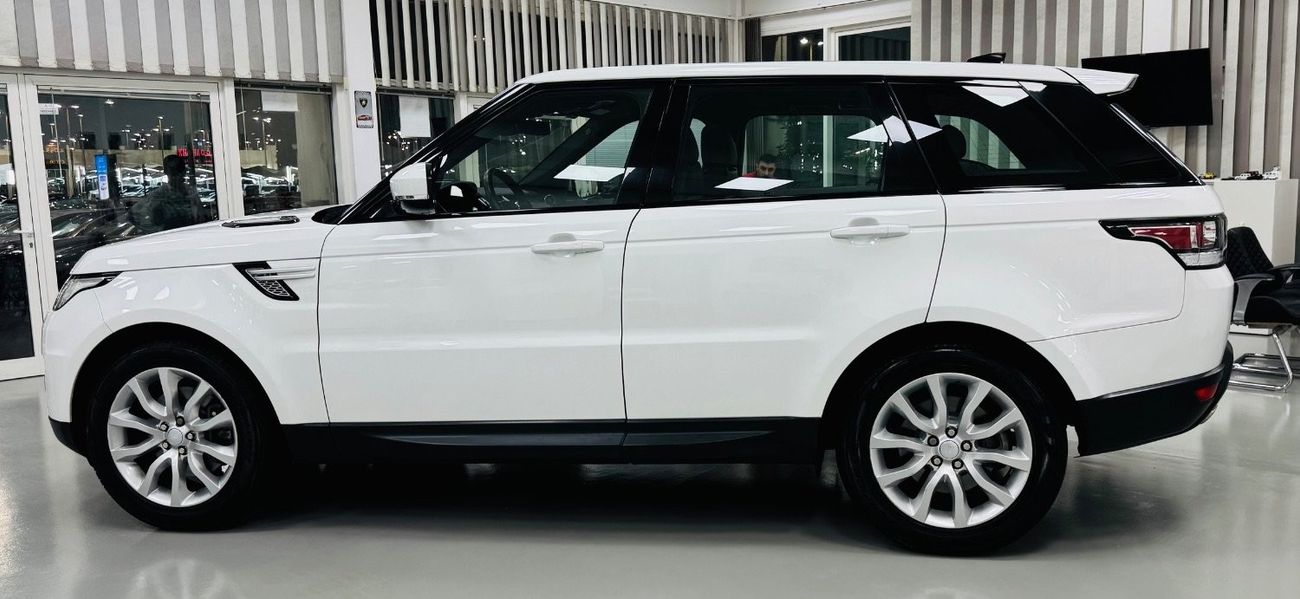 Land Rover Range Rover Sport Original paint .. GCC .. FSH .. V6 .. Perfect Condition