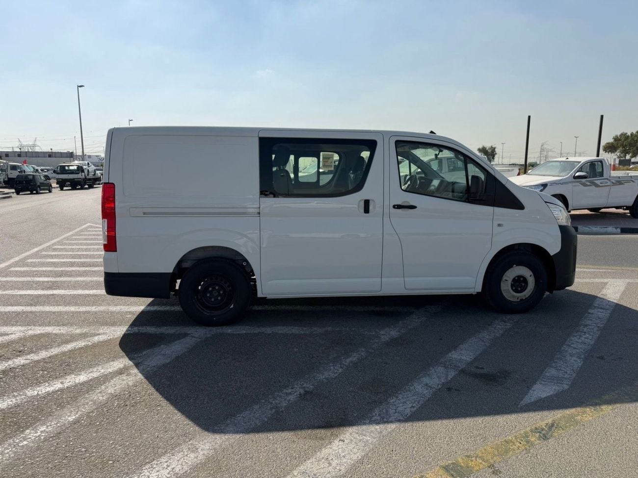 Toyota Hiace GL Hiace cargo,automatic, 3.5L , 3seats