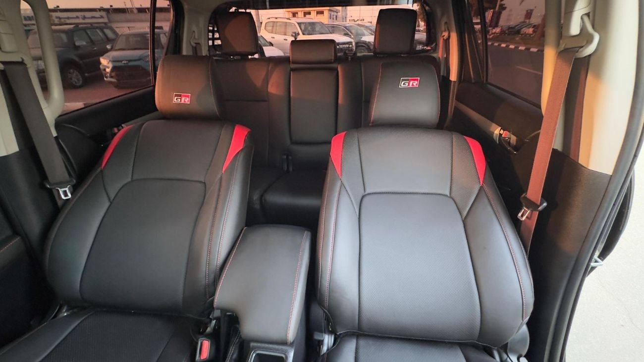 Toyota Hilux MODIFIED TO 2024 GR SPORTS | PREMIUM SPORTS BAR | RHD | 2.8L DIESEL | 2019 | AFTER MARKET SIDE FENDE