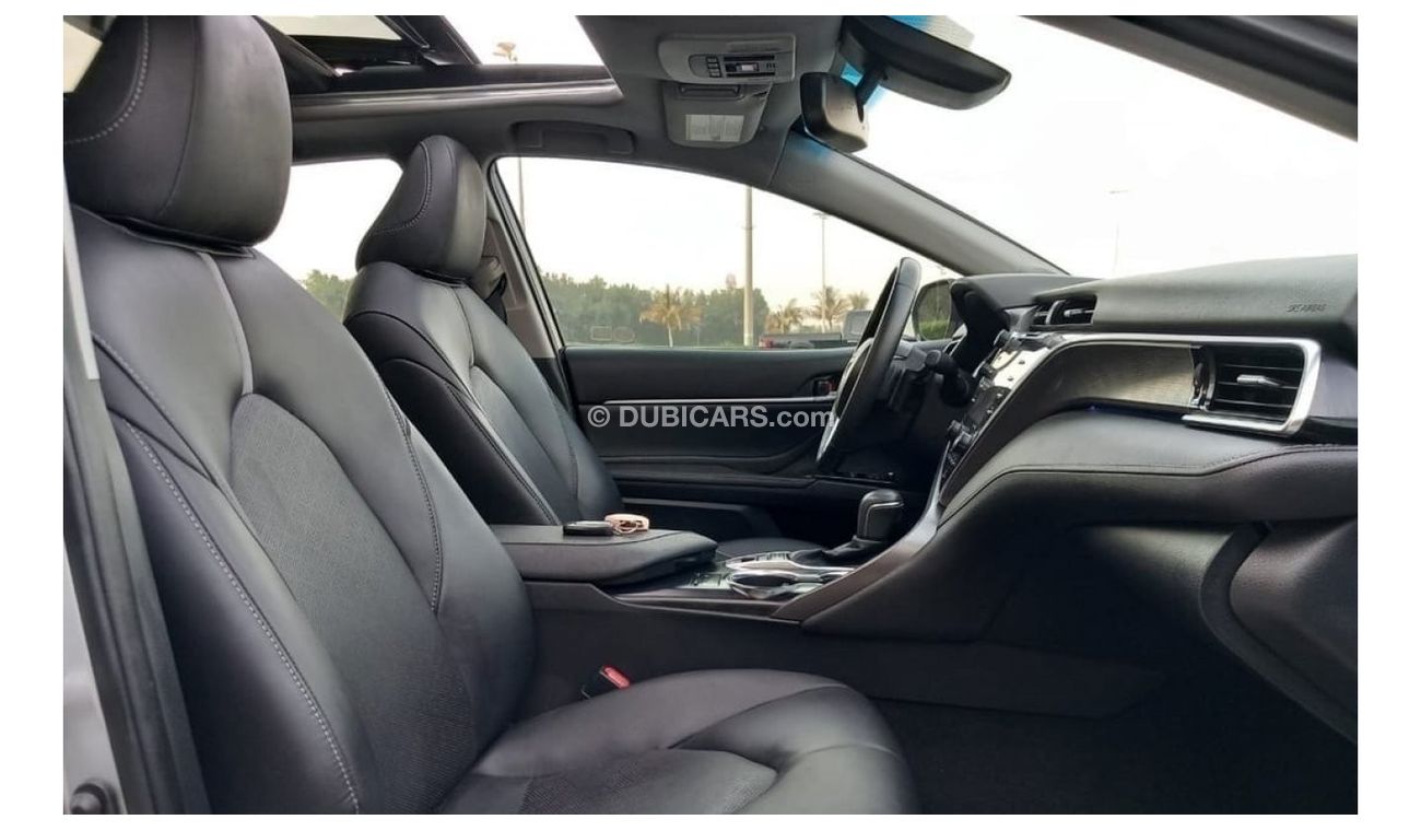 Toyota Camry XSE 2.5L V4 Full option