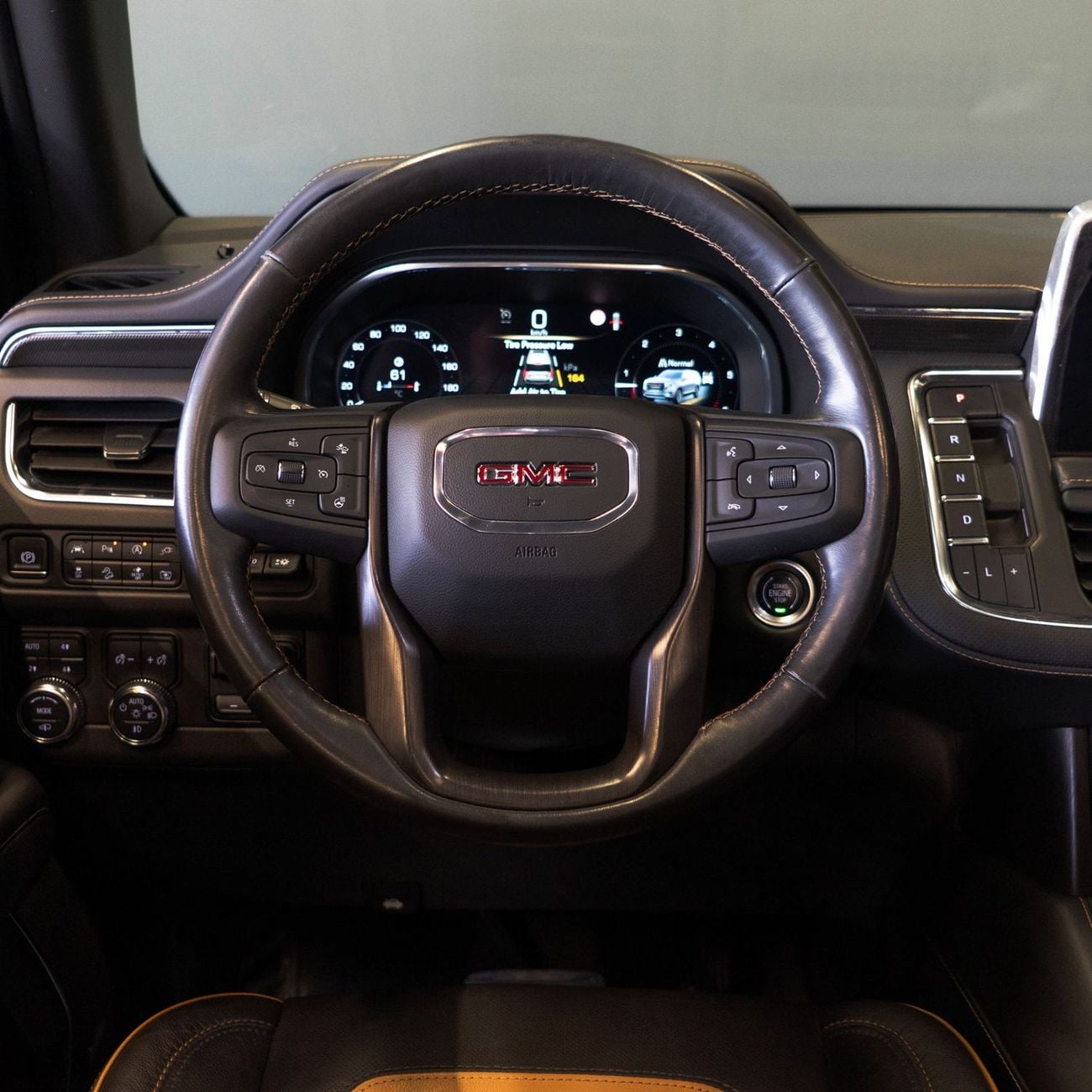 جي أم سي يوكون 5.3 V8 AT4 (AWD)