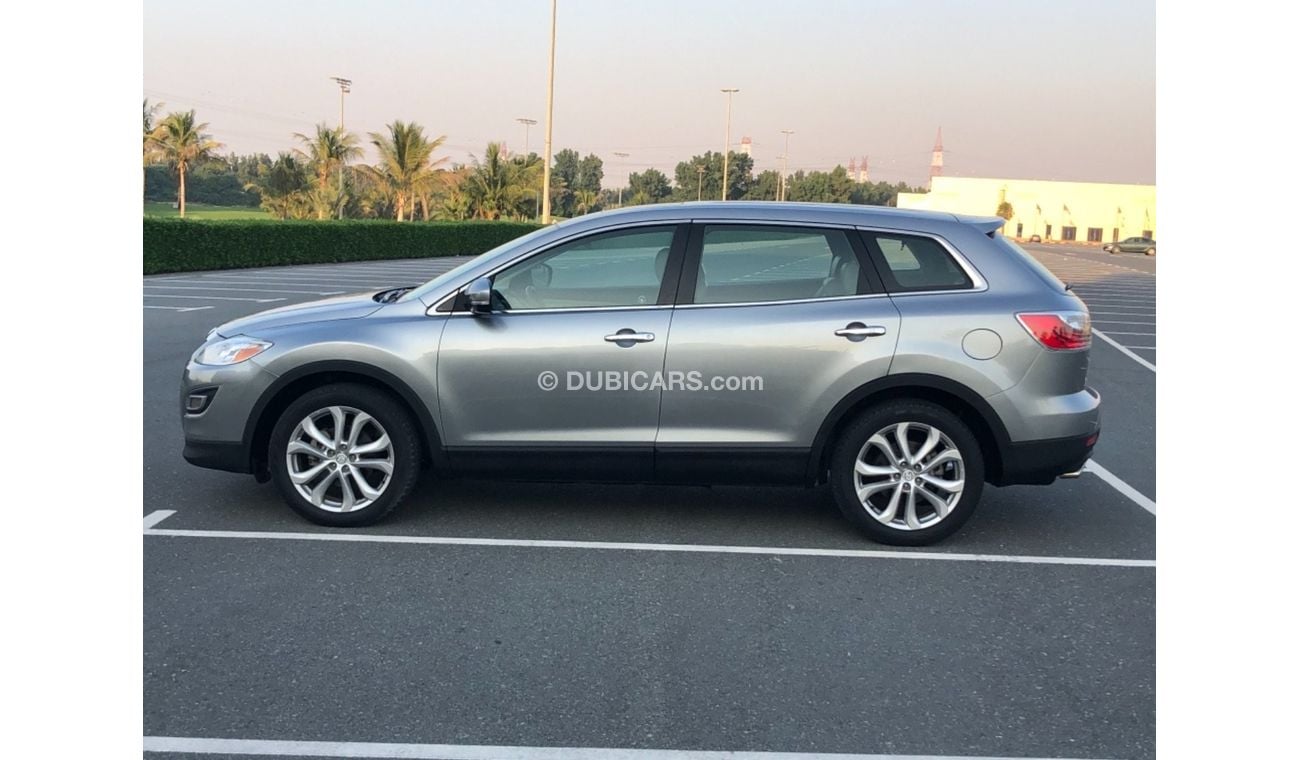 مازدا CX9 موديل 2011 خليجي حاله ممتازه من الداخل والخارج فل مواصفات كراسي جلد ومثبت سرعه وتحكم كهربي كامل ونظا