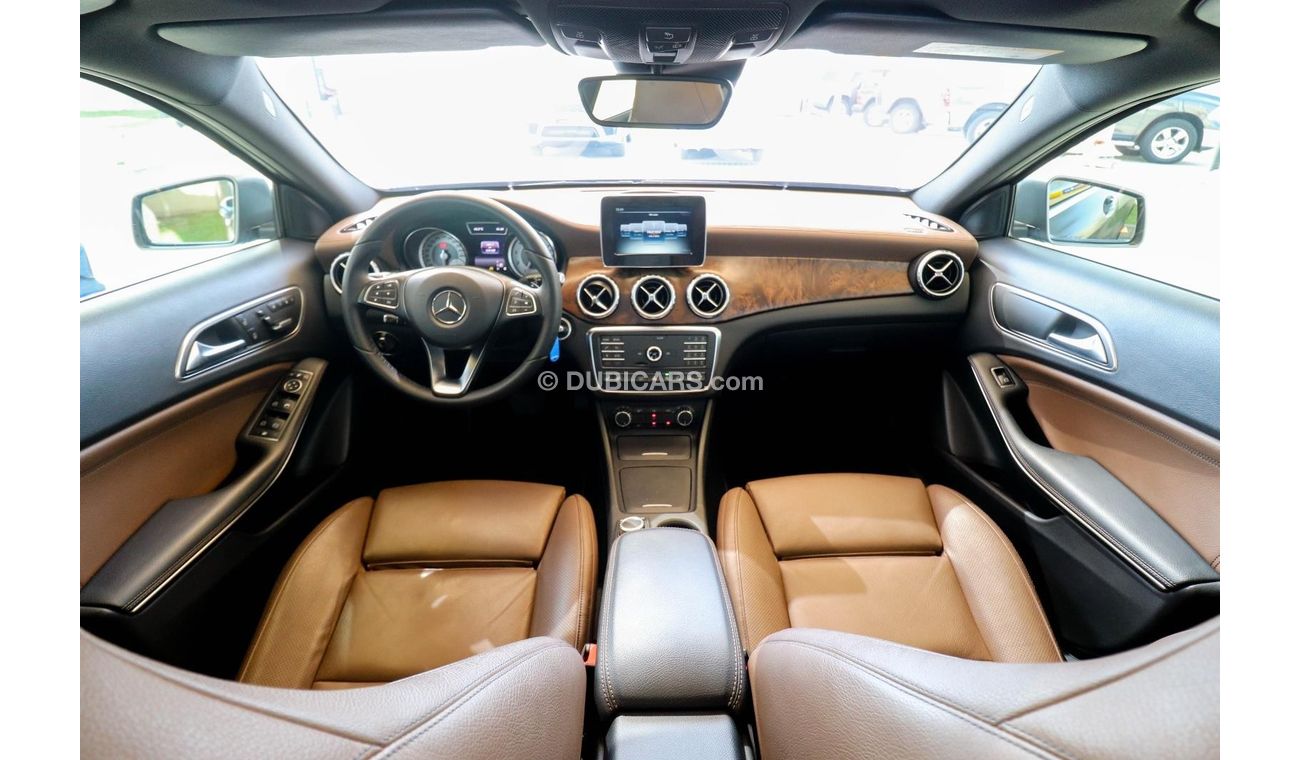 مرسيدس بنز GLA 250 X156