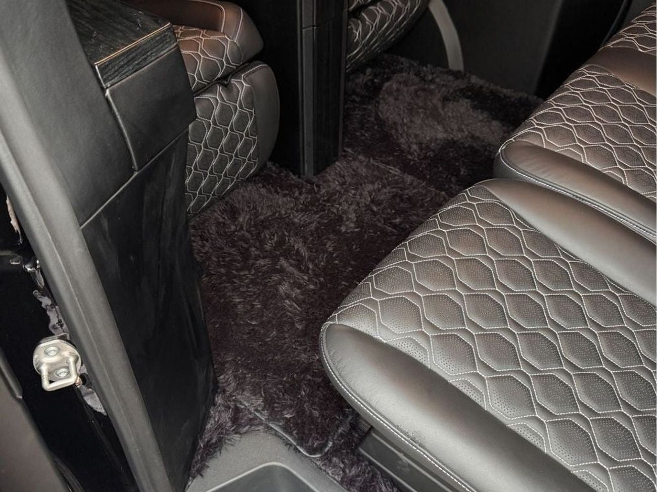 Mercedes-Benz V 300 VIP Conversion Brand New 2025 Model in RHD or LHD