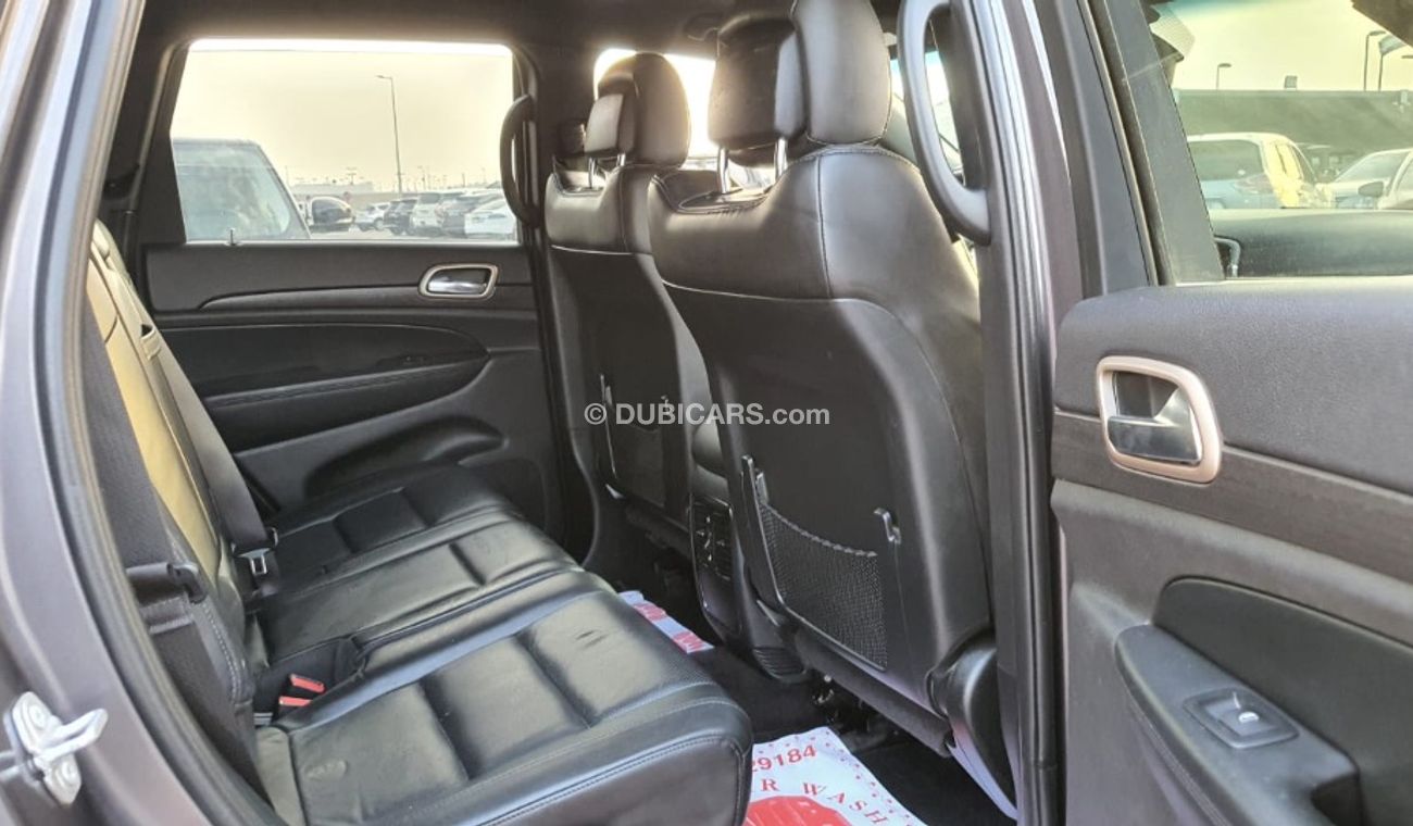 Jeep Grand Cherokee Laredo