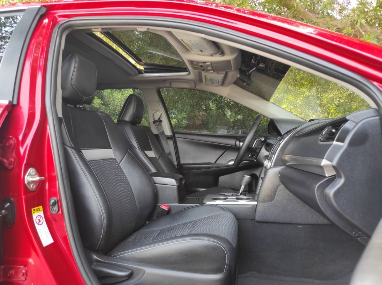 Toyota Camry GLX+ 2.5L Toyota Camry 2014 V4 2.5 Full options no1