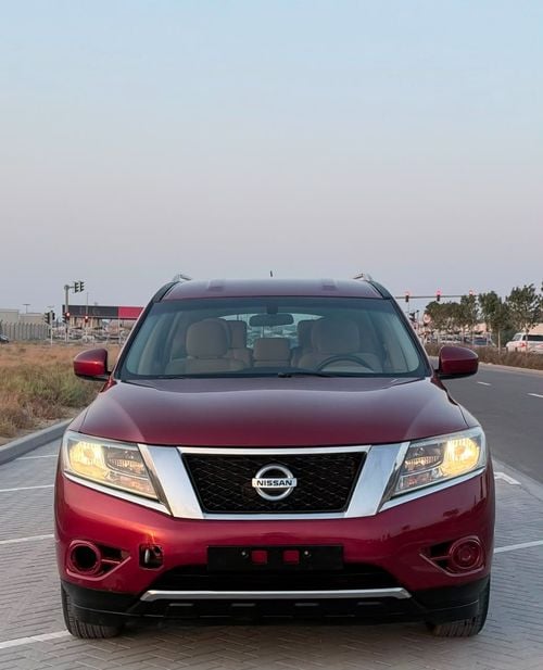 Nissan Pathfinder 000