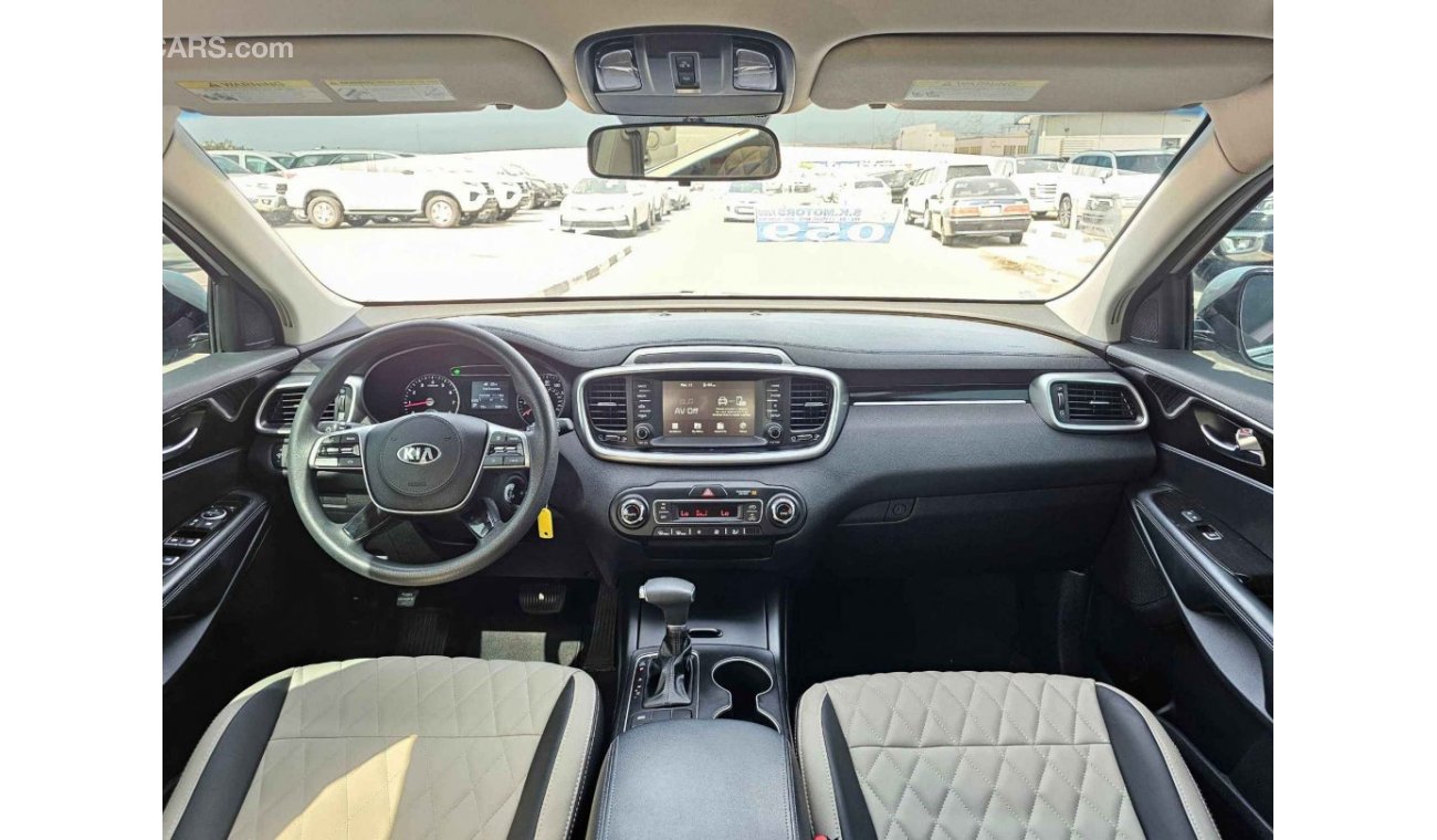 كيا سورينتو LX/ 7 SEATS V6/ ELECTRIC/ LEATHER/ SEATS/ DVD/ BLIND SPOT/ 613 MONTHLY/ LOT#69917