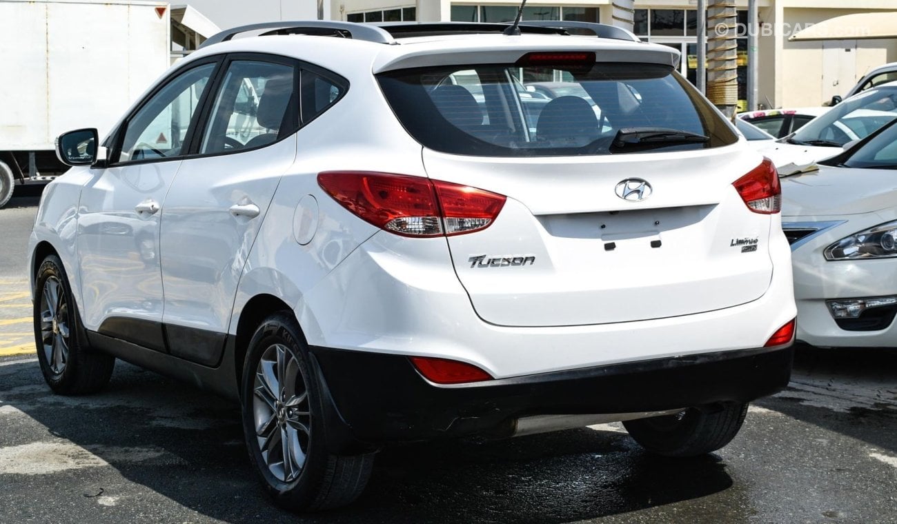 Hyundai Tucson Limited  4WD