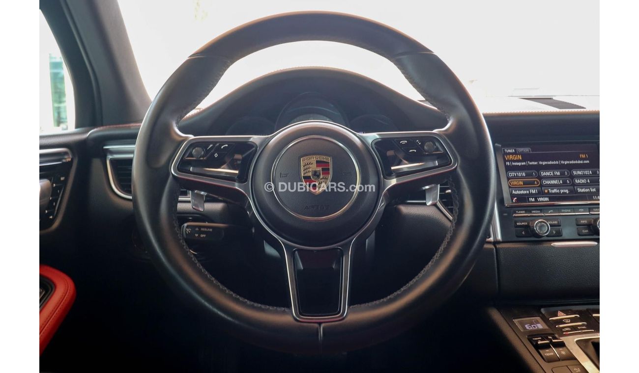 Porsche Macan 95B