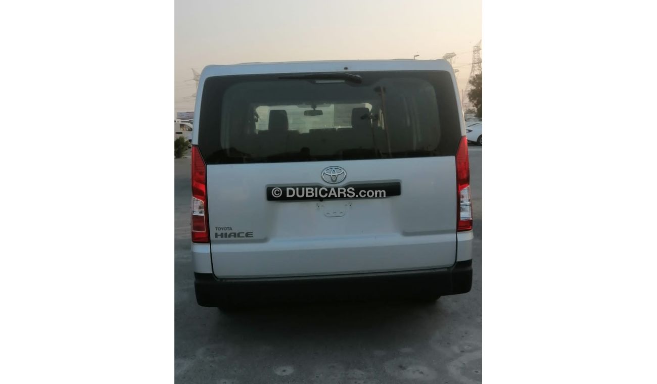 Toyota Hiace 2.8 L diesel  Cargo van