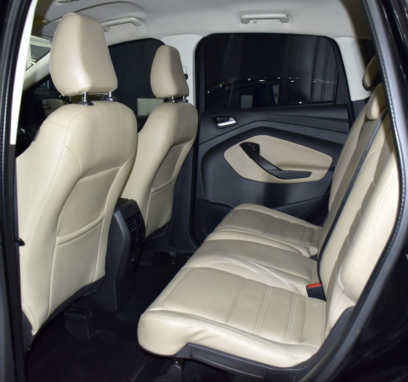 فورد إيسكاب EXCELLENT DEAL for our Ford Escape ( 2018 Model ) in Black Color GCC Specs