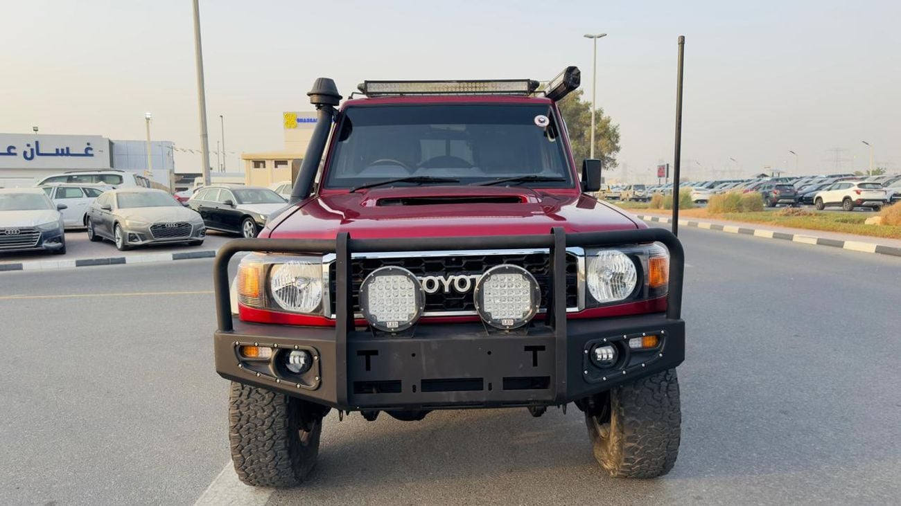 Toyota Land Cruiser Pick Up Land cruiser pickup double cabin red colour manual gear diesel engine RHD 2013