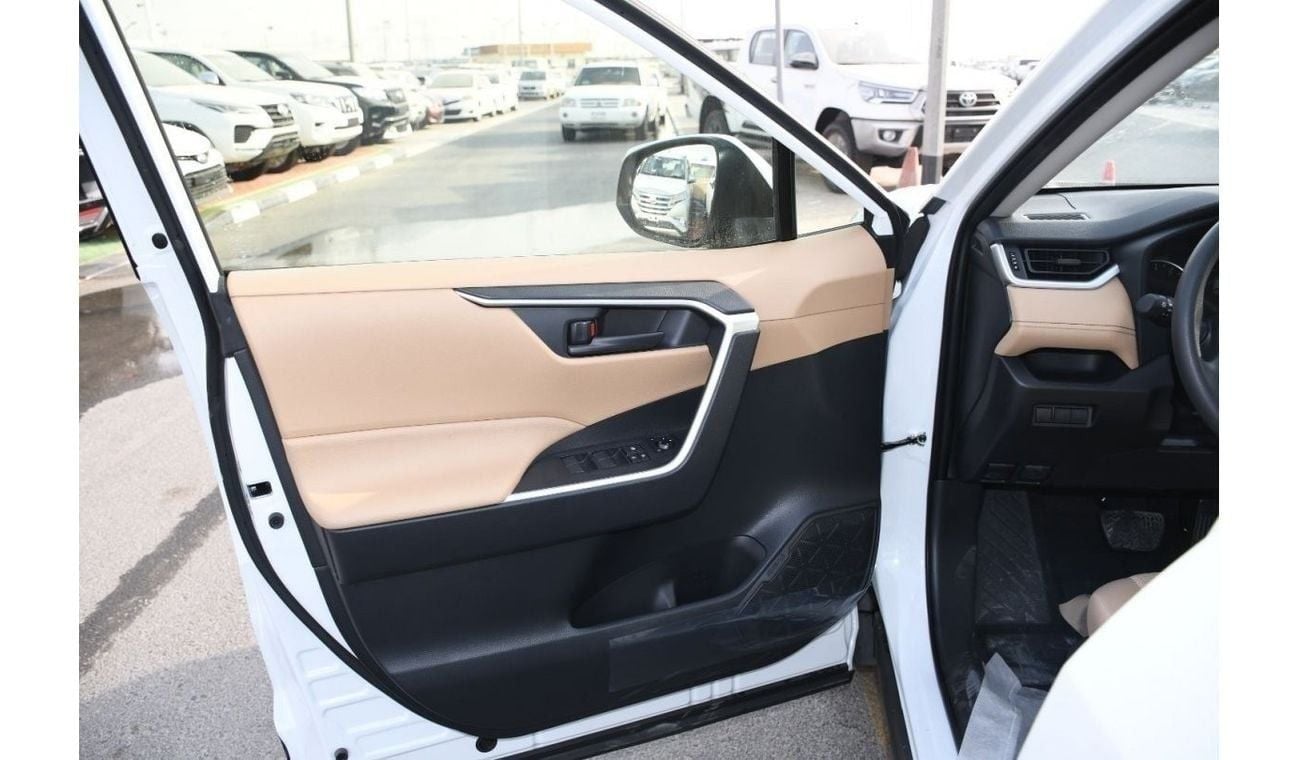 Toyota RAV4 2023 Rav4 LE 2.5L AWD for local 10%