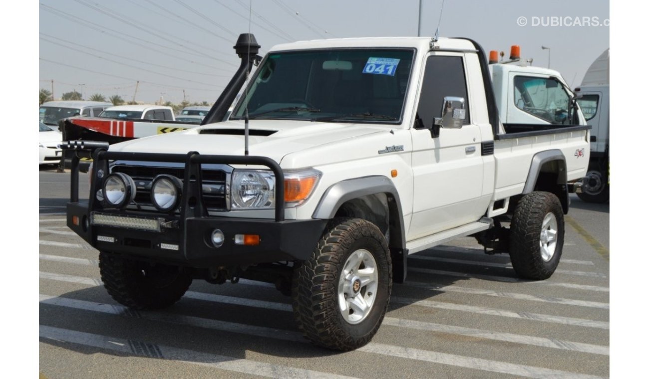 Toyota Land Cruiser Pick Up