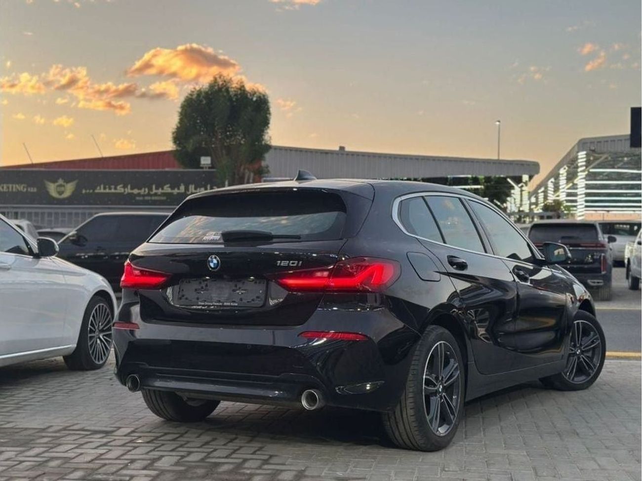 بي أم دبليو 120i bmw 120i 2022 korean specs