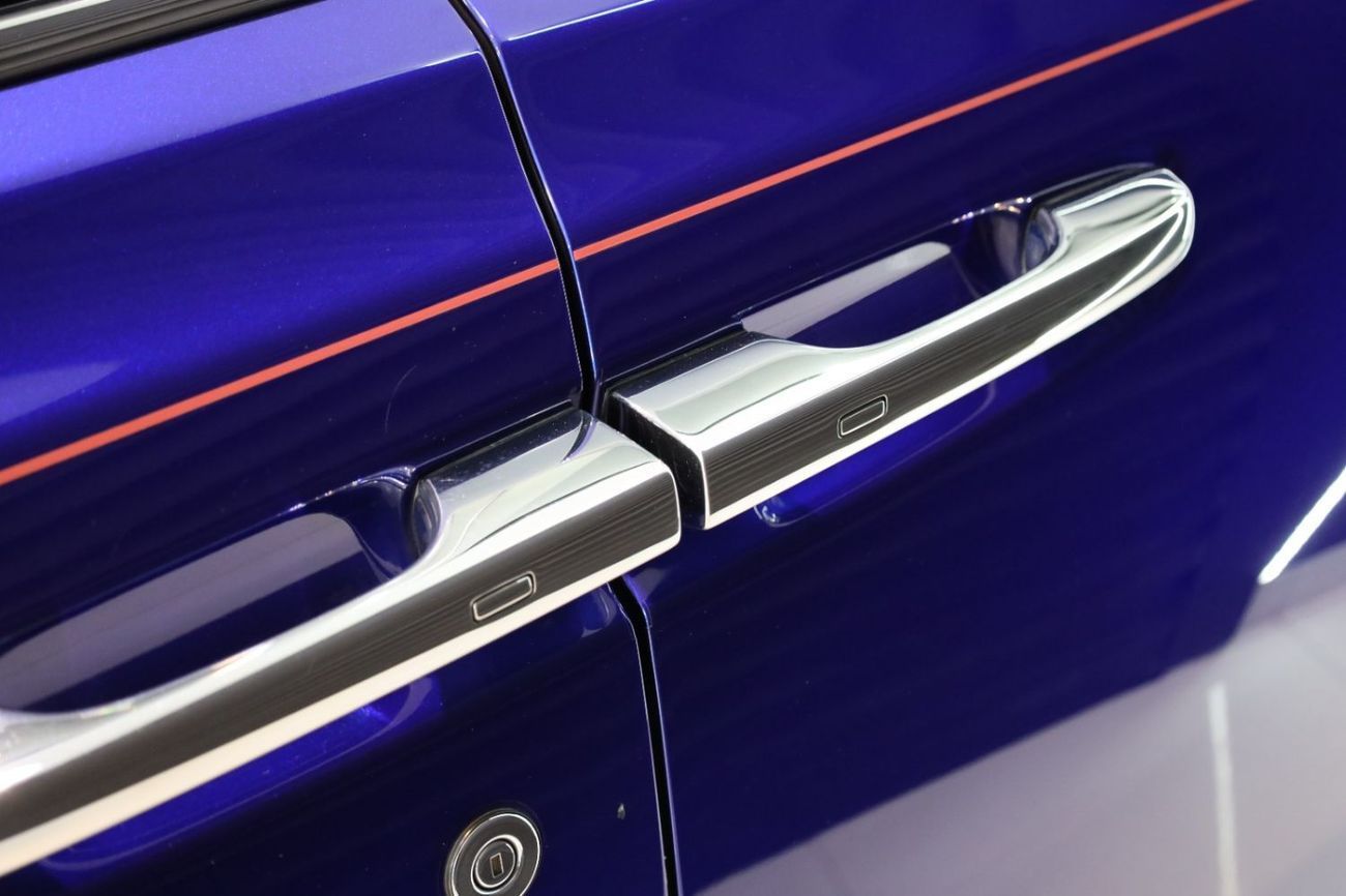 رولز رويس فانتوم Std 6.8L 2018 Phantom, Bespoke Audio, Rear-Seat Entertainment, Silver Satin Bonnet, Warranty Till 29