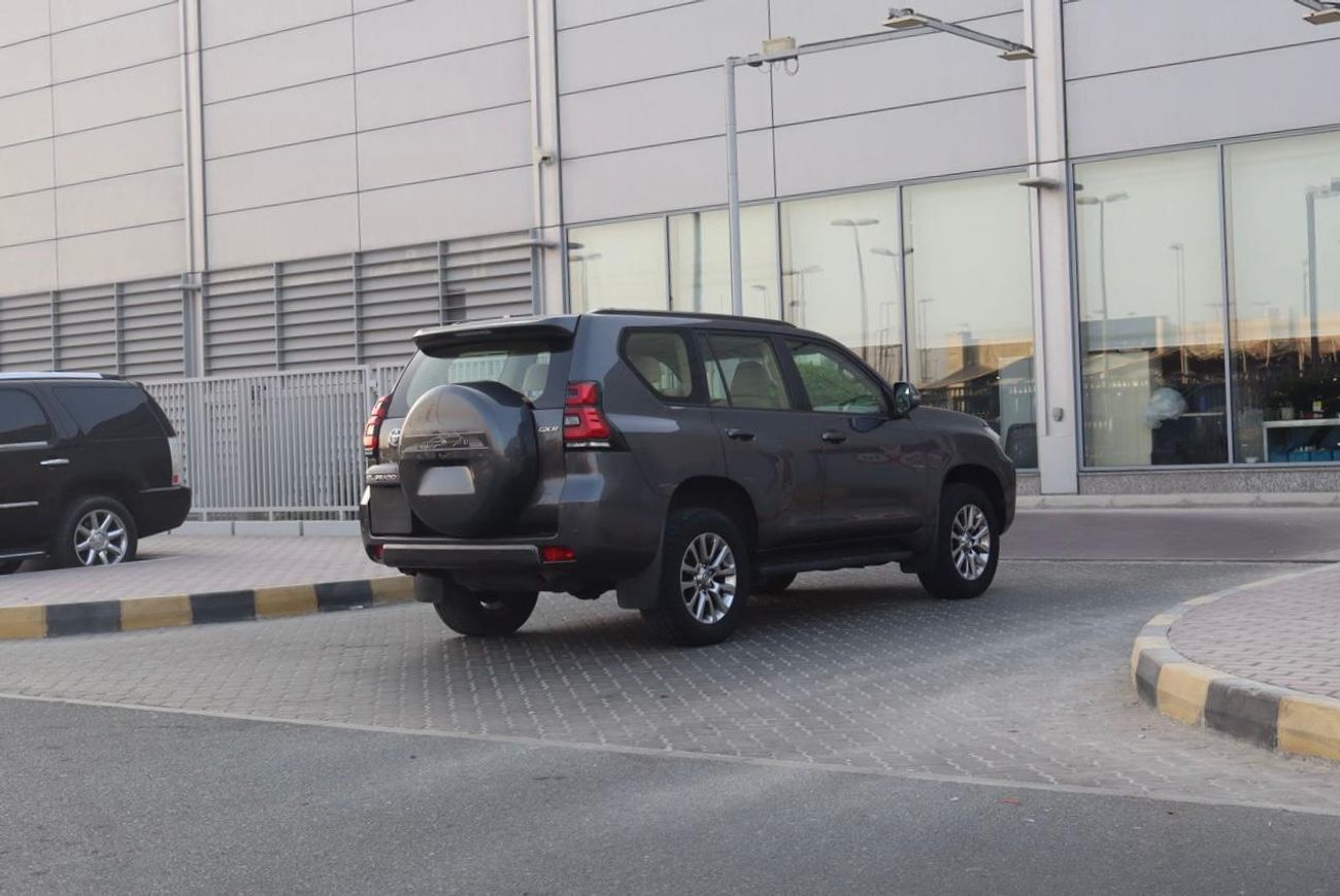 Toyota Prado GXR 2.7L (164 HP) 4WD (7 Seater)