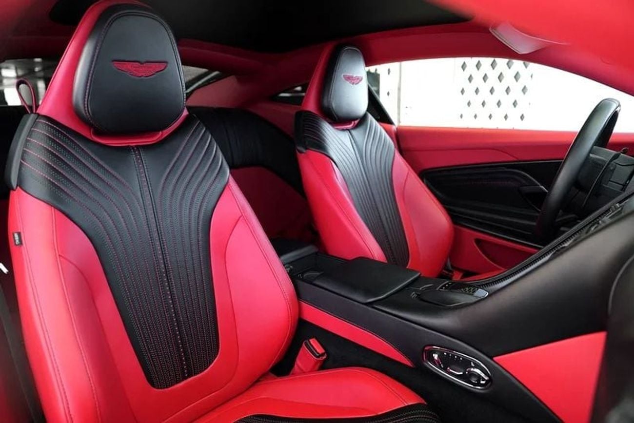 Aston Martin DB11 VOLANTE Std 4.0L