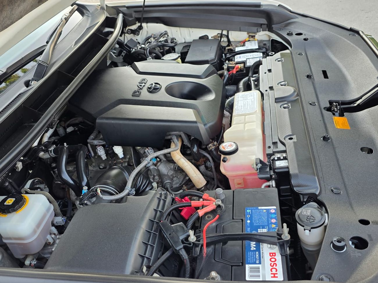 Toyota Prado diesel 2.8 liter automatic gear with back camera leather power seats