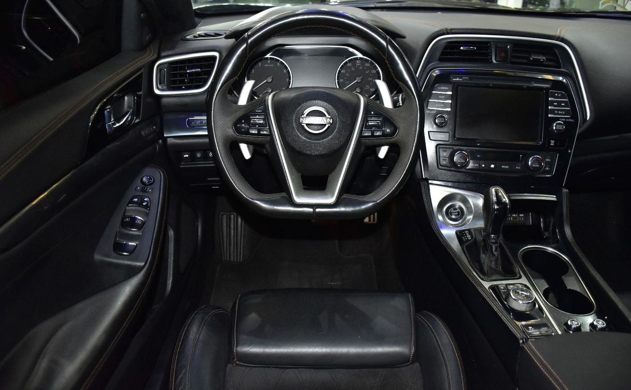 نيسان ماكسيما