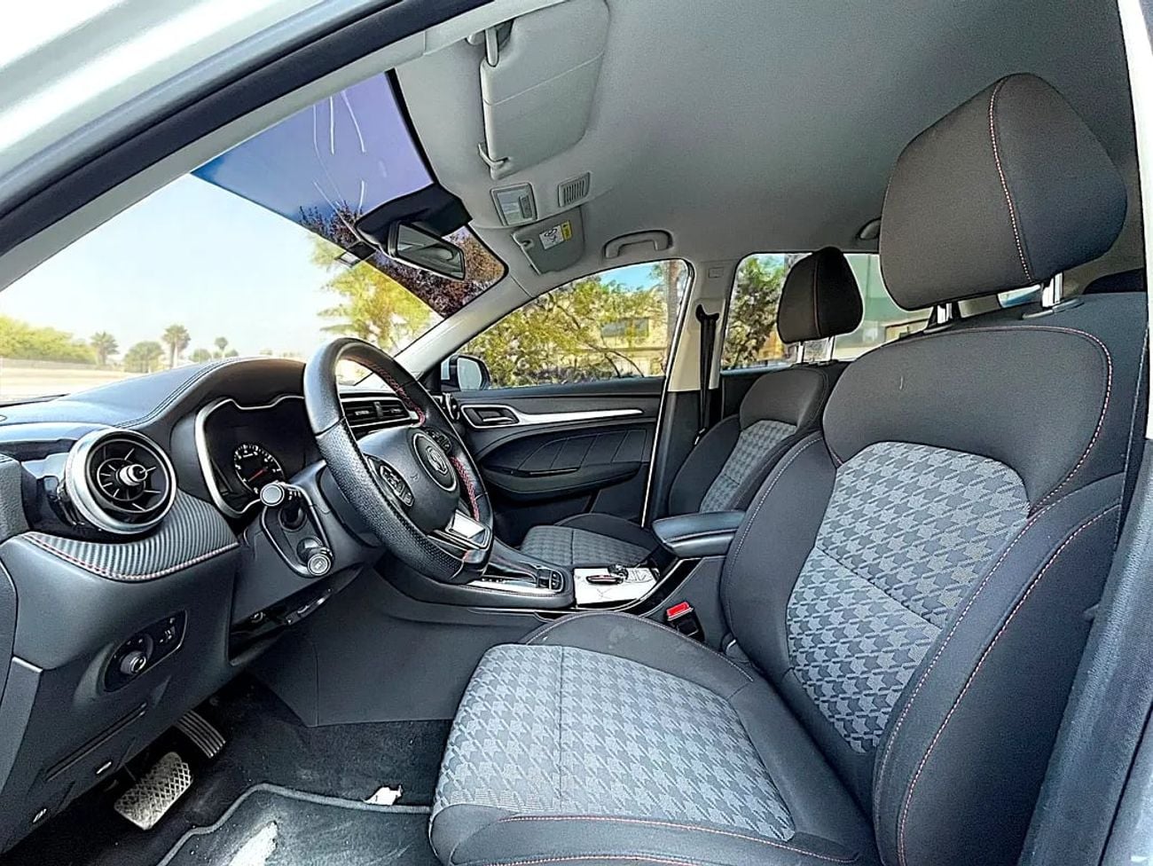 أم جي ZS STANDARD 620 EMI PM | | STD | FREE ACCIDENT | LOW MILEAGE | 0% DOWNPAYMENT